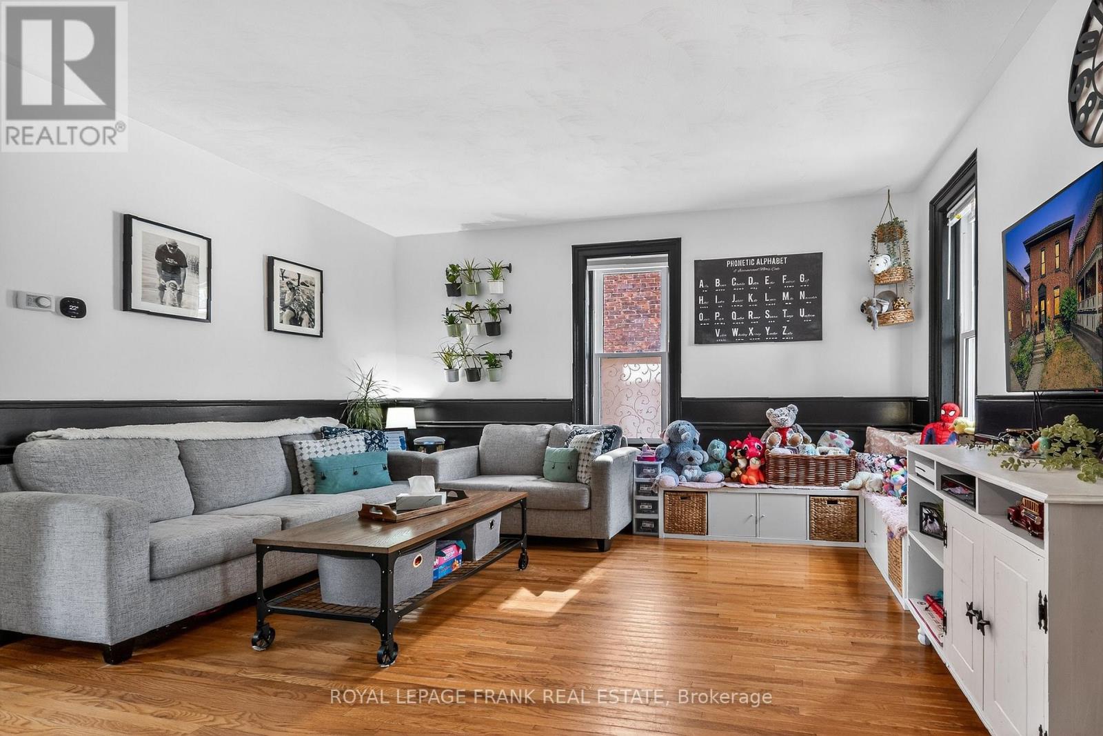 69 Peel Street, Kawartha Lakes, Ontario  K9V 3M5 - Photo 16 - X12587678