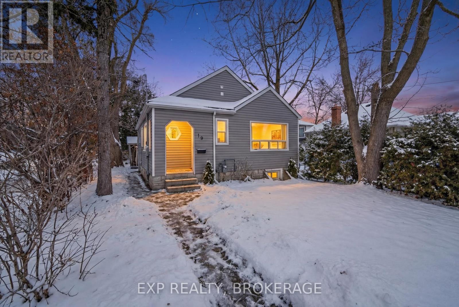 19 SCOTT STREET, Kingston, Ontario