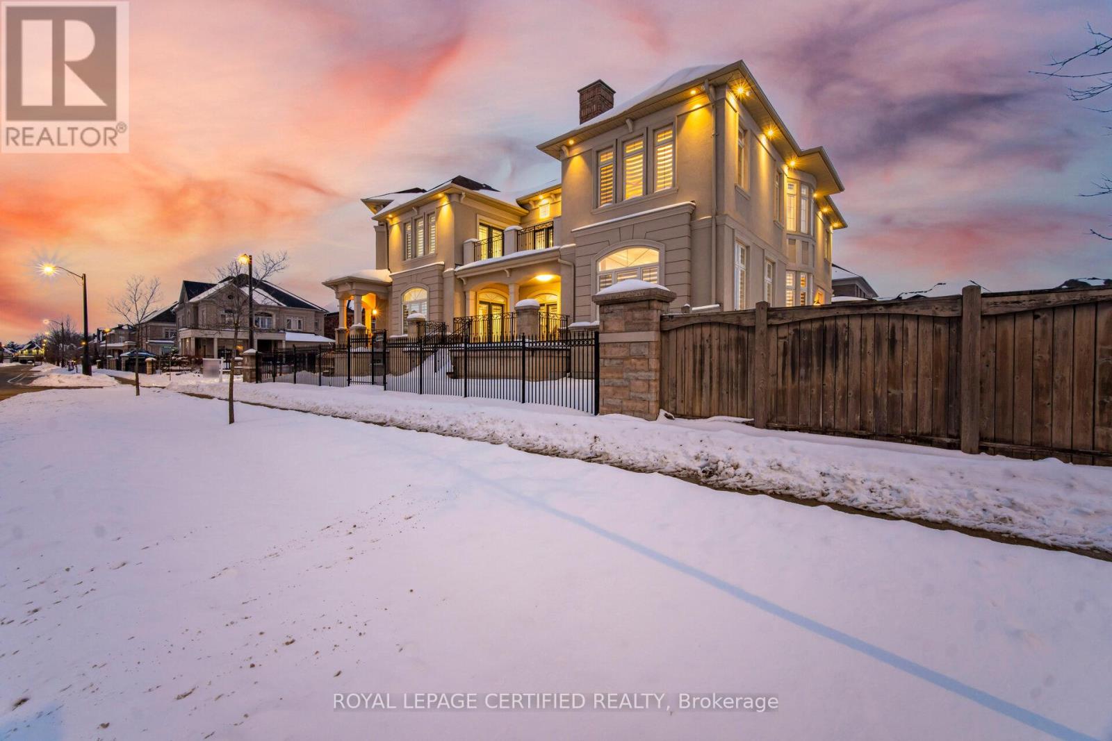 100 Virtue Crescent, Vaughan, Ontario  L4H 4C3 - Photo 4 - N12711254