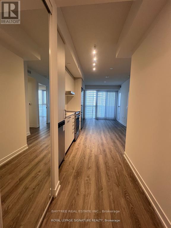 1617 - 195 Commerce Street, Vaughan, Ontario  L4K 0P9 - Photo 3 - N12711256