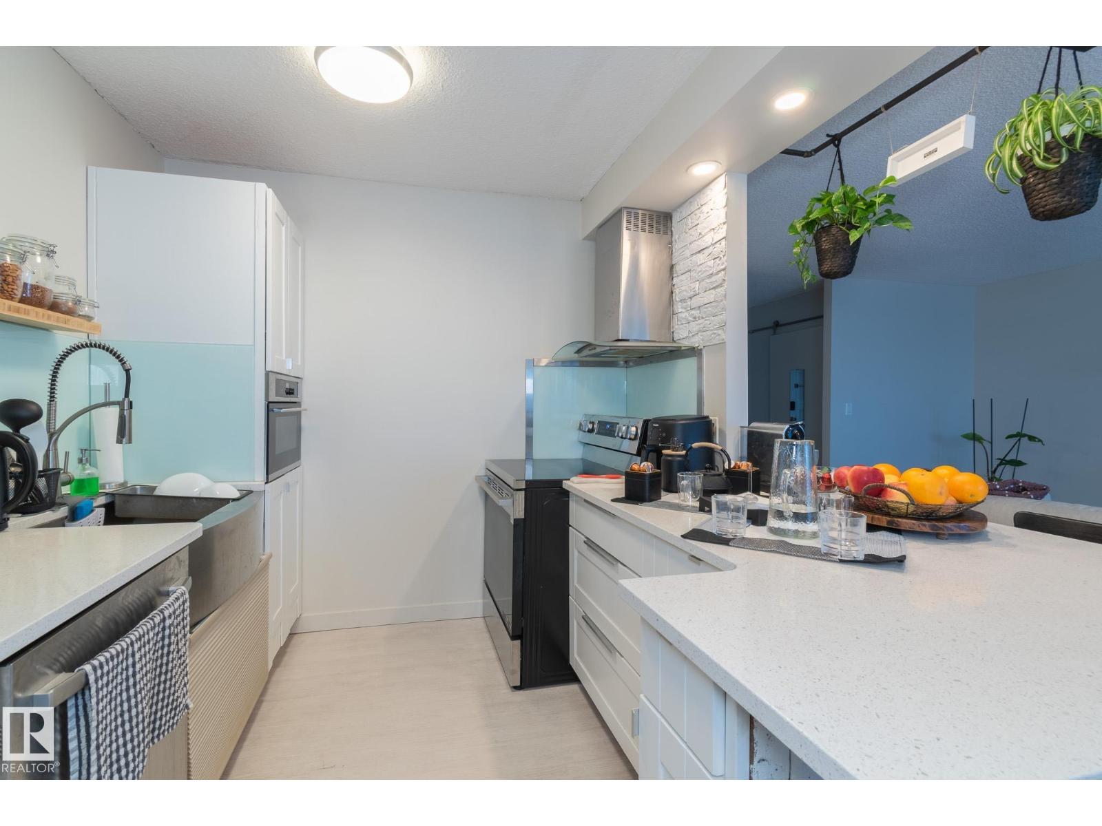 #215 13910 Stony Plain Rd Nw, Edmonton, Alberta  T5N 3R2 - Photo 20 - E4470519