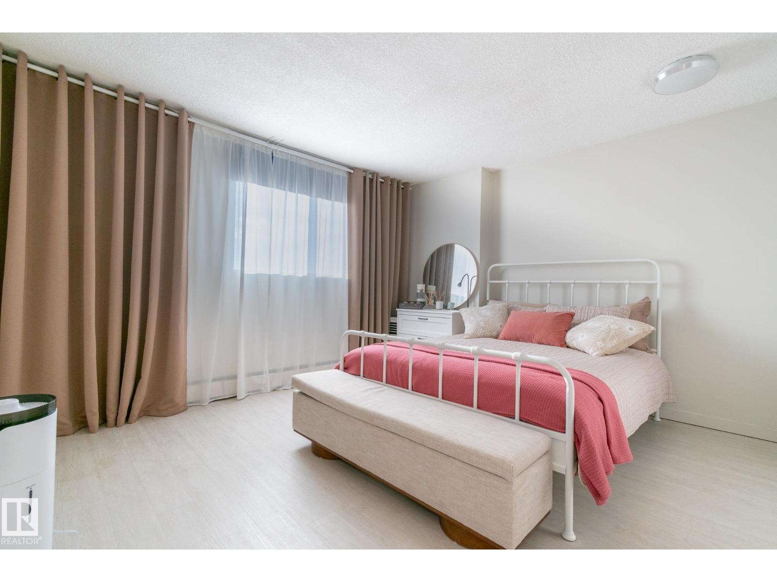 #215 13910 Stony Plain Rd Nw, Edmonton, Alberta  T5N 3R2 - Photo 21 - E4470519