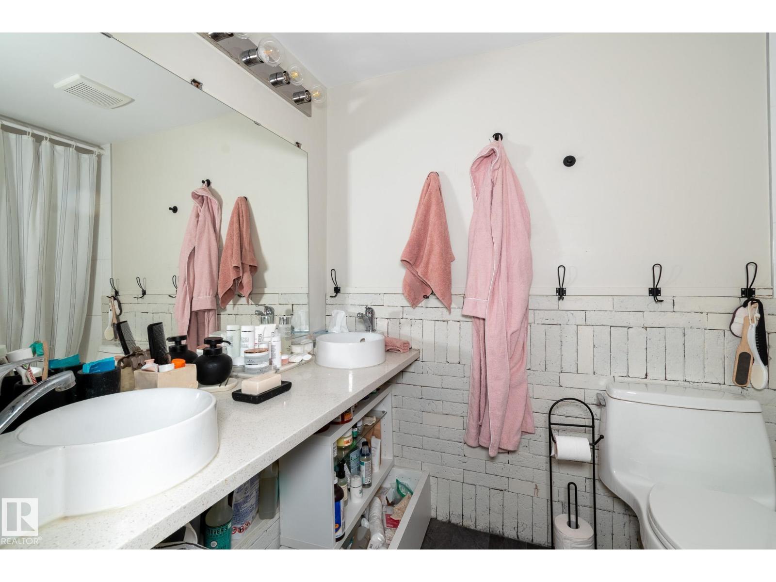 #215 13910 Stony Plain Rd Nw, Edmonton, Alberta  T5N 3R2 - Photo 31 - E4470519