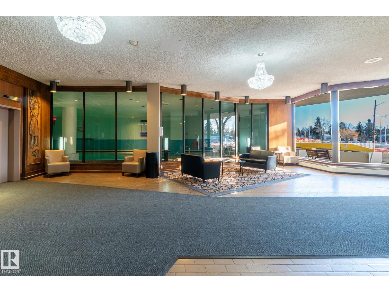 #215 13910 Stony Plain Rd Nw, Edmonton, Alberta  T5N 3R2 - Photo 4 - E4470519