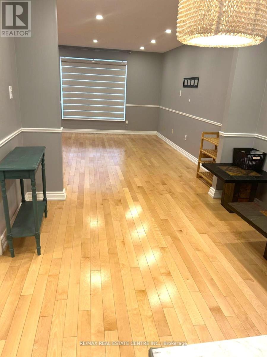 874 Childs Drive, Milton, Ontario  L9T 4J6 - Photo 12 - W12711234