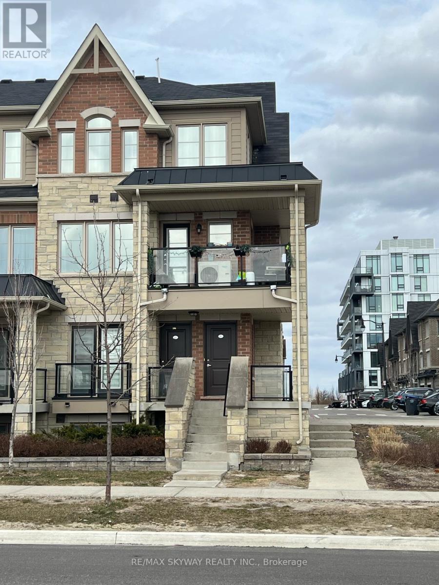 103 - 200 Veterans Drive, Brampton, Ontario  L7A 4S6 - Photo 2 - W12711278