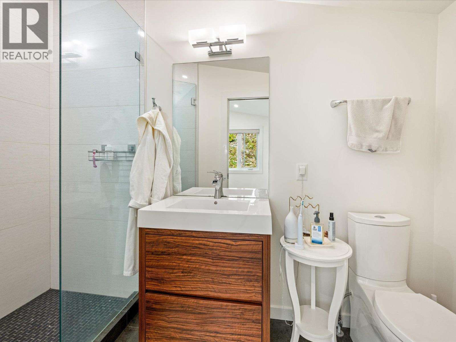 9331 Emerald Drive, Whistler, British Columbia  V8E 0G5 - Photo 18 - R3077255