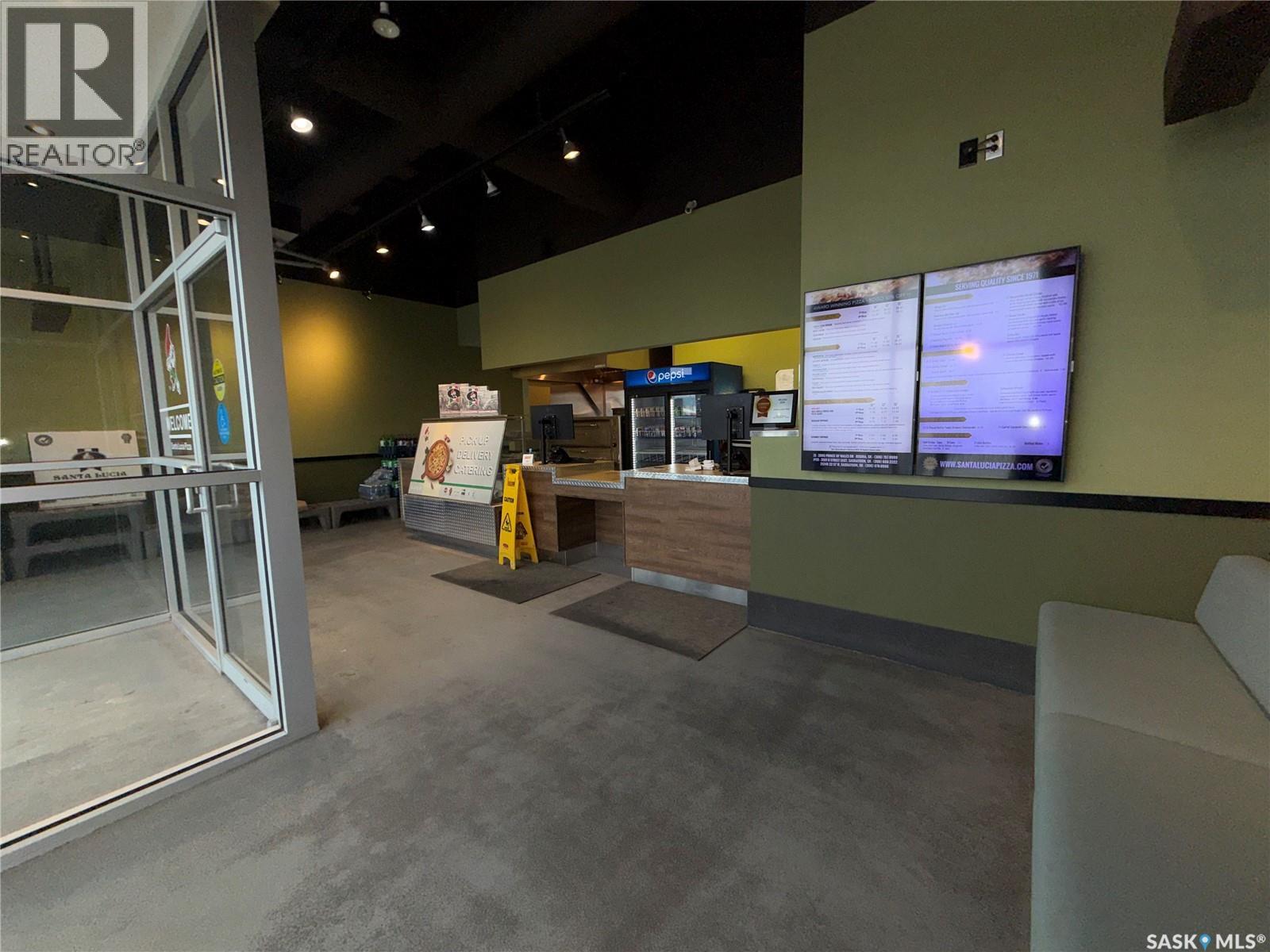 J3 2095 Prince Of Wales Drive, Regina, Saskatchewan  S4V 3A6 - Photo 3 - SK027069