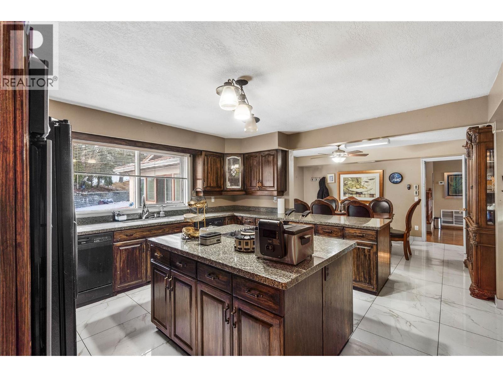 2058 Glenmohr Drive Kamloops Photo 10