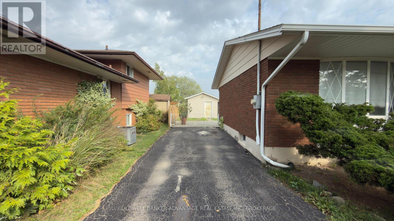 987 Steele Street, Port Colborne, Ontario  L3K 5A1 - Photo 5 - X12711392