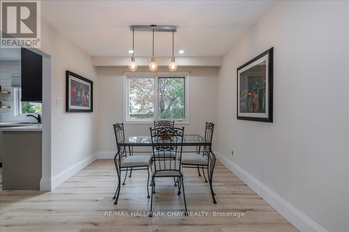 56 Marshall Street, Barrie, Ontario  L4N 3S7 - Photo 14 - S12652012