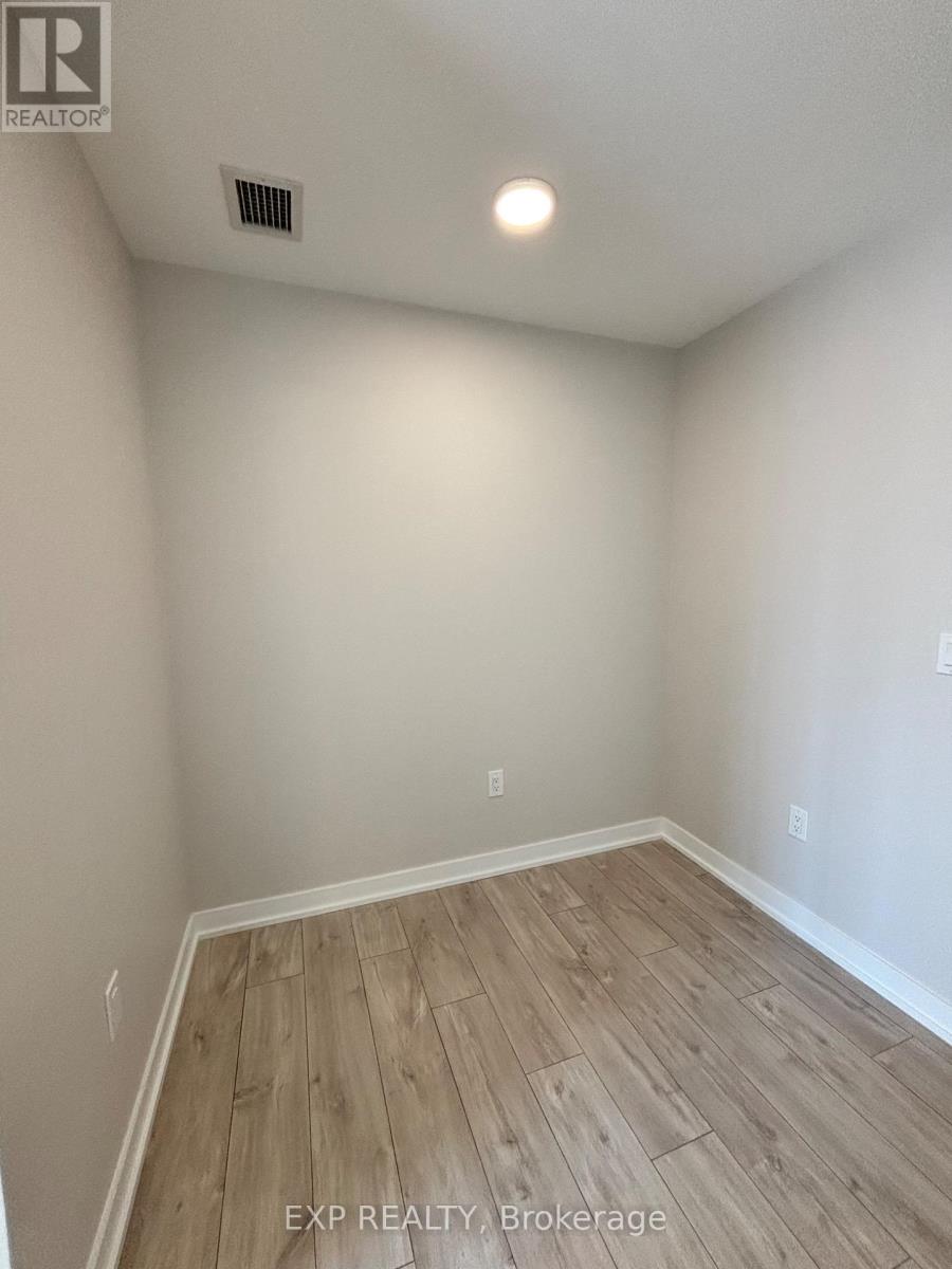 302 - 750 Whitlock Avenue, Milton, Ontario  L9E 1M4 - Photo 15 - W12707624