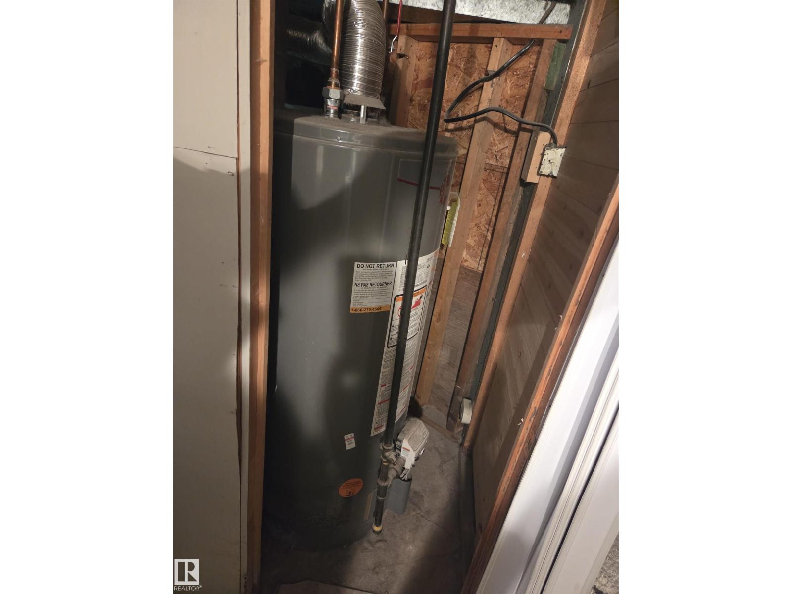 11406 96 St Nw, Edmonton, Alberta  T5G 1T4 - Photo 23 - E4470006