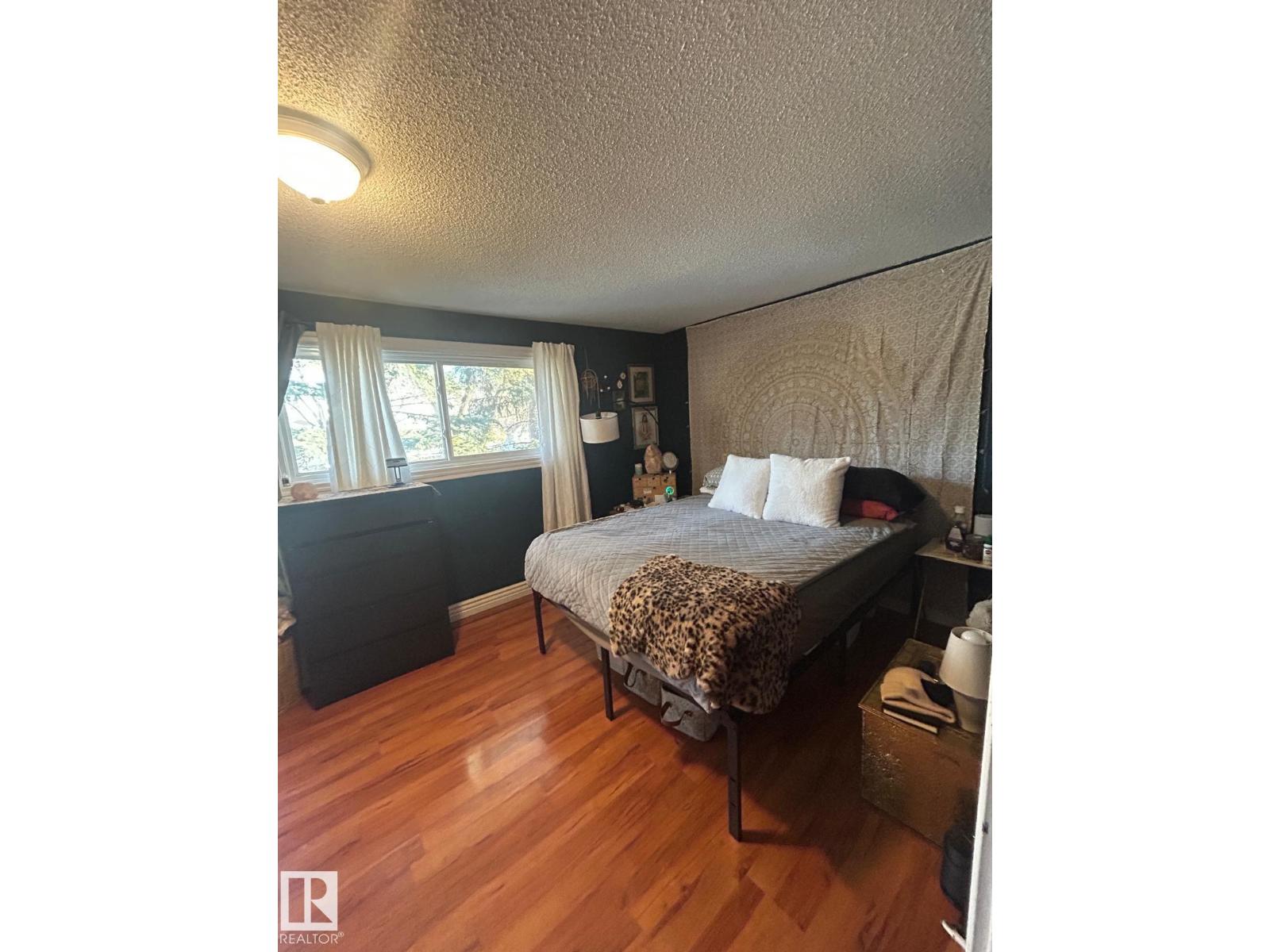 11406 96 St Nw, Edmonton, Alberta  T5G 1T4 - Photo 15 - E4470006