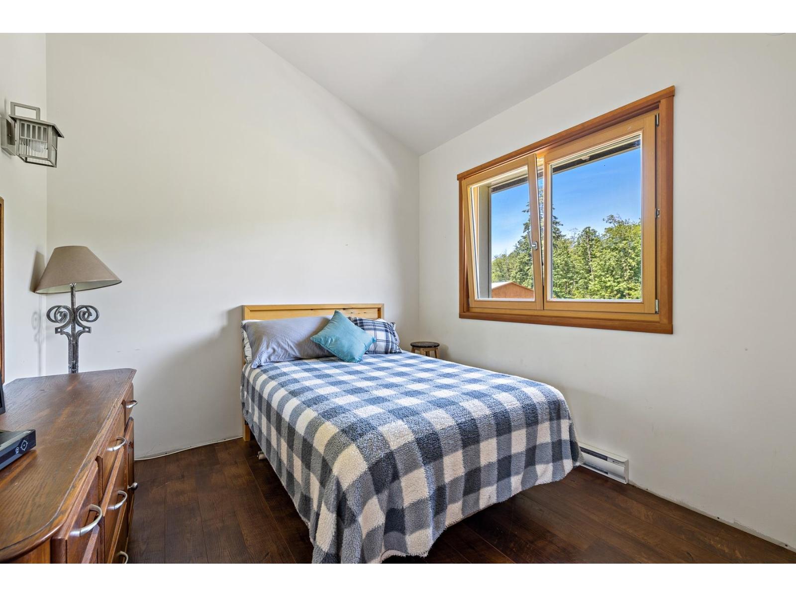 1061 216 Street, Langley, British Columbia  V2Z 1R3 - Photo 10 - R3078007