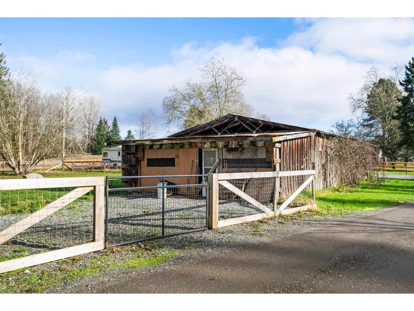 1061 216 Street, Langley, British Columbia  V2Z 1R3 - Photo 35 - R3078007