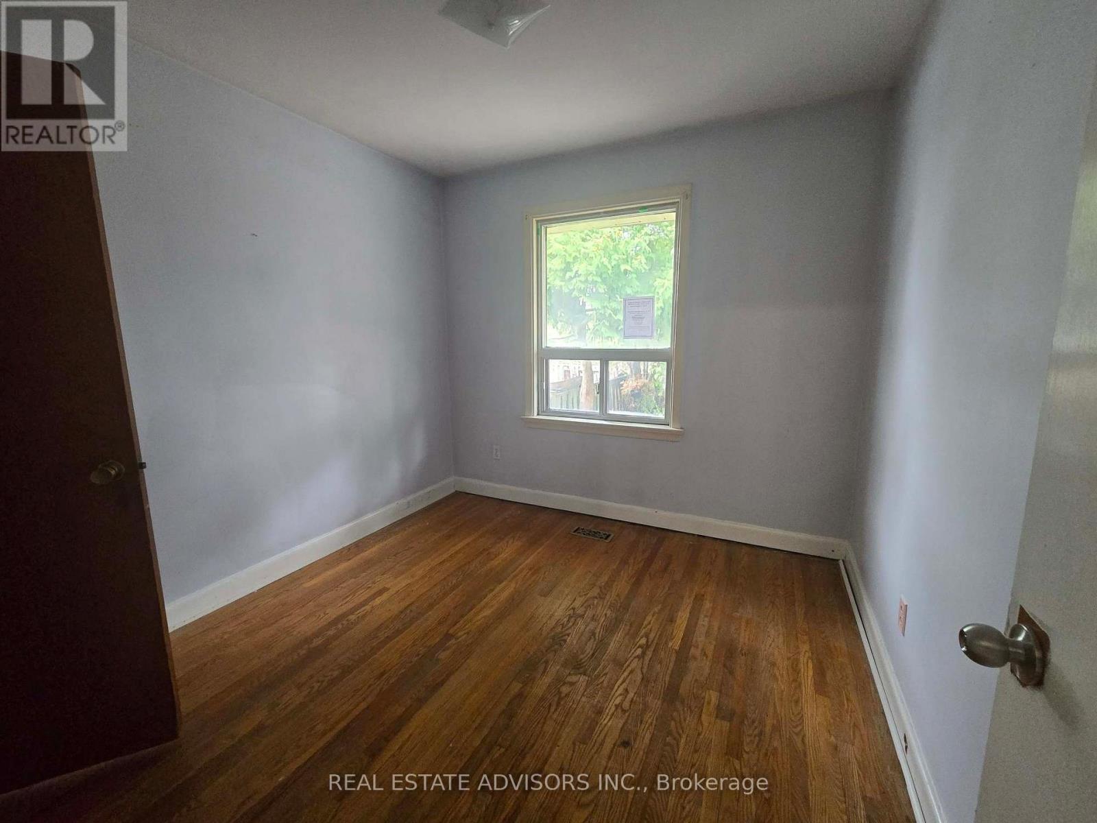 8 Virgilwood Drive, Toronto, Ontario  M2R 2B1 - Photo 10 - C12711314