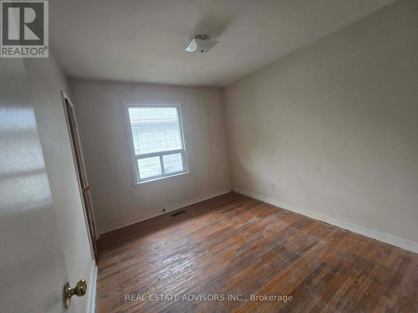 8 Virgilwood Drive, Toronto, Ontario  M2R 2B1 - Photo 14 - C12711314