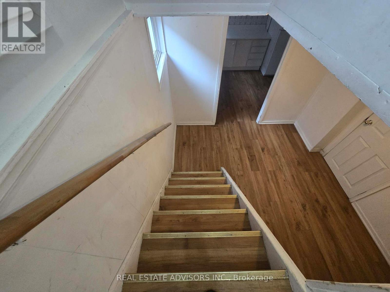 8 Virgilwood Drive, Toronto, Ontario  M2R 2B1 - Photo 16 - C12711314