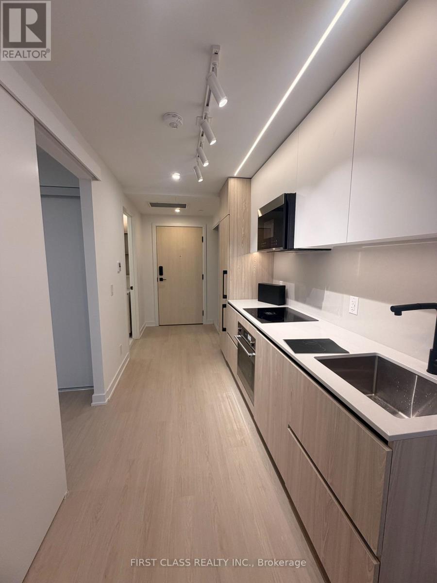 717 - 699 Sheppard Avenue E, Toronto, Ontario  M2K 0J5 - Photo 2 - C12711328