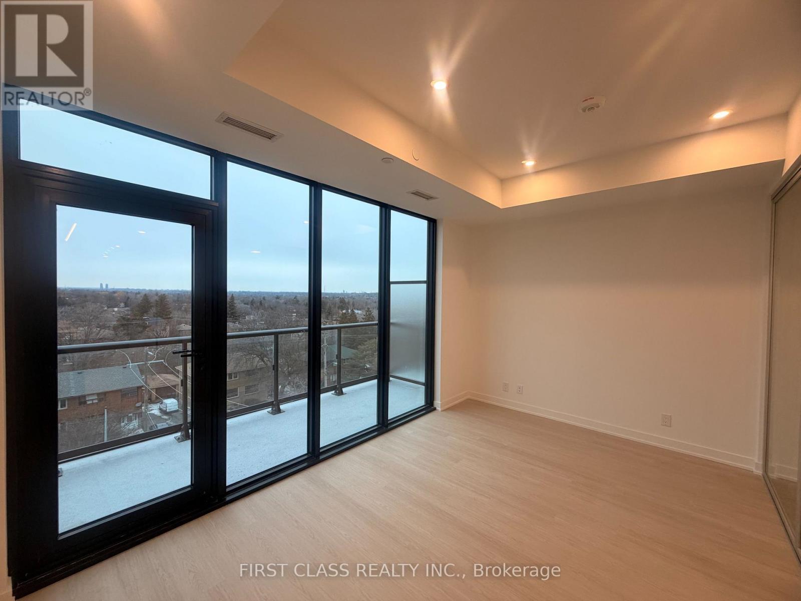 717 - 699 Sheppard Avenue E, Toronto, Ontario  M2K 0J5 - Photo 4 - C12711328