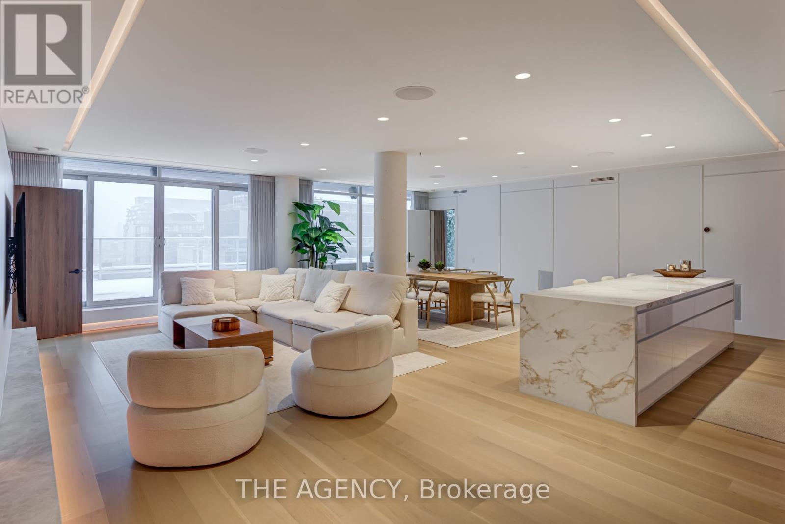 Ph1105 - 75 Portland Street, Toronto, Ontario  M5V 2M9 - Photo 1 - C12711336