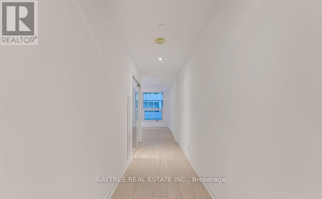 617 - 55 Mercer Street, Toronto, Ontario  M5V 3W2 - Photo 2 - C12711364