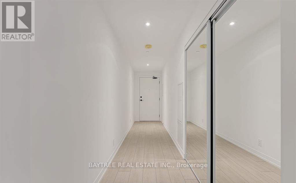 617 - 55 Mercer Street, Toronto, Ontario  M5V 3W2 - Photo 3 - C12711364