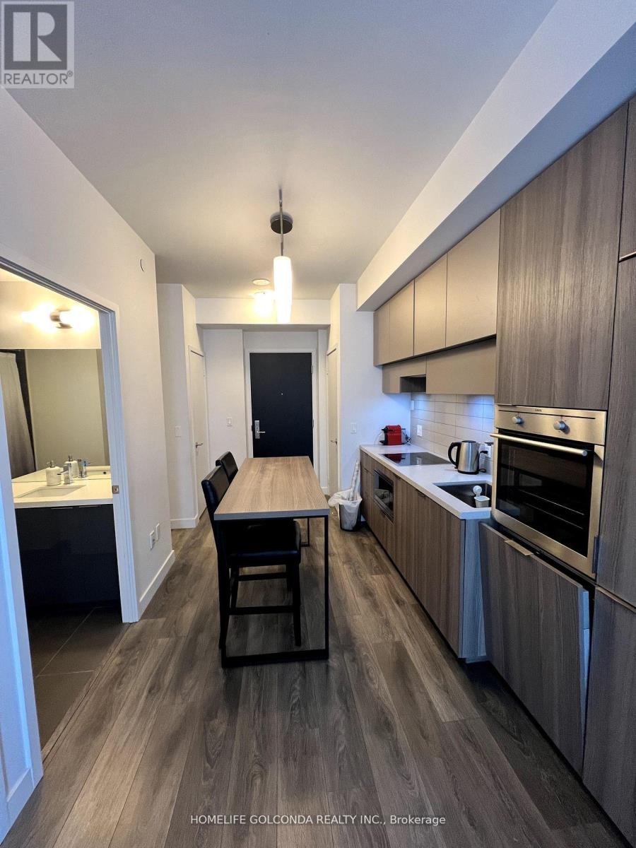 504 - 8 Eglinton Avenue E, Toronto, Ontario  M4P 0C1 - Photo 3 - C12711380