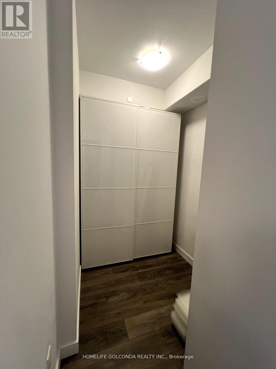 504 - 8 Eglinton Avenue E, Toronto, Ontario  M4P 0C1 - Photo 8 - C12711380