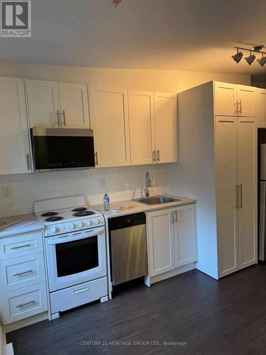 300 - 508 Yonge Street, Toronto, Ontario  M4Y 1X9 - Photo 2 - C12711388