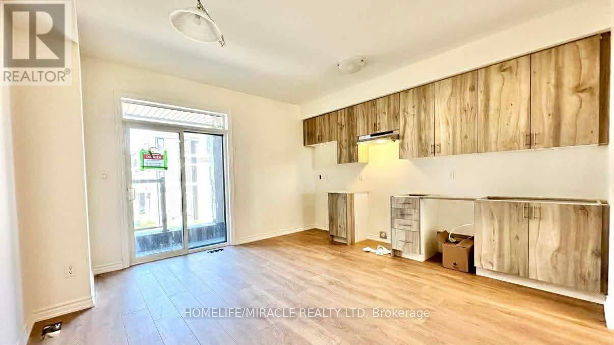 432 Okanagan Path, Oshawa, Ontario  L1H 0B1 - Photo 11 - E12711324