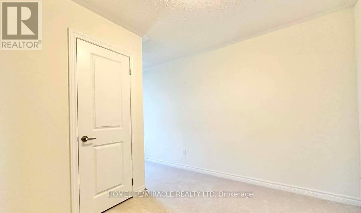 432 Okanagan Path, Oshawa, Ontario  L1H 0B1 - Photo 7 - E12711324