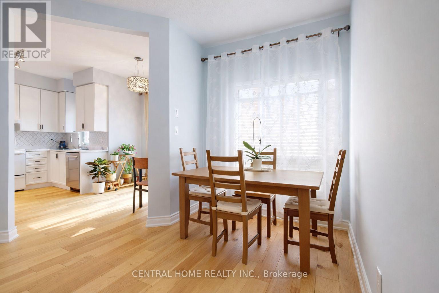 401 Cranston Park Avenue, Vaughan, Ontario  L6A 2R8 - Photo 6 - N12711294