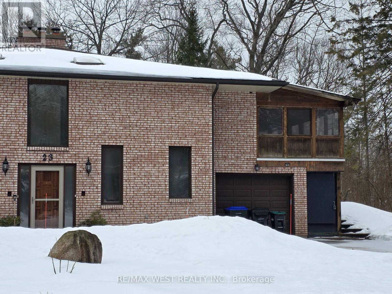 B - 23 Connie Drive, Tiny, Ontario  L0L 2T0 - Photo 2 - S12711322