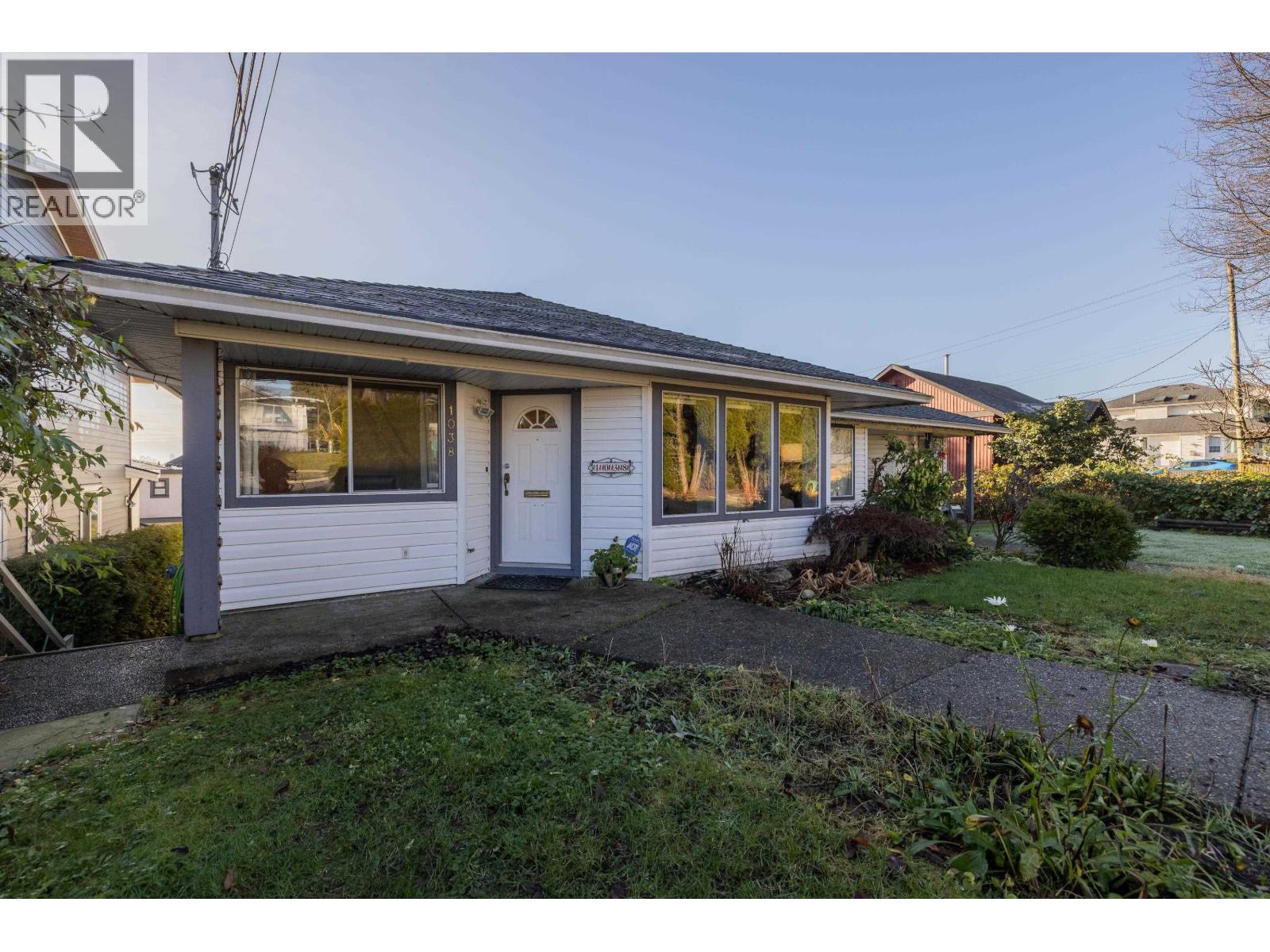 1038 Walls Avenue, Coquitlam, British Columbia  V3K 2T7 - Photo 2 - R3080843