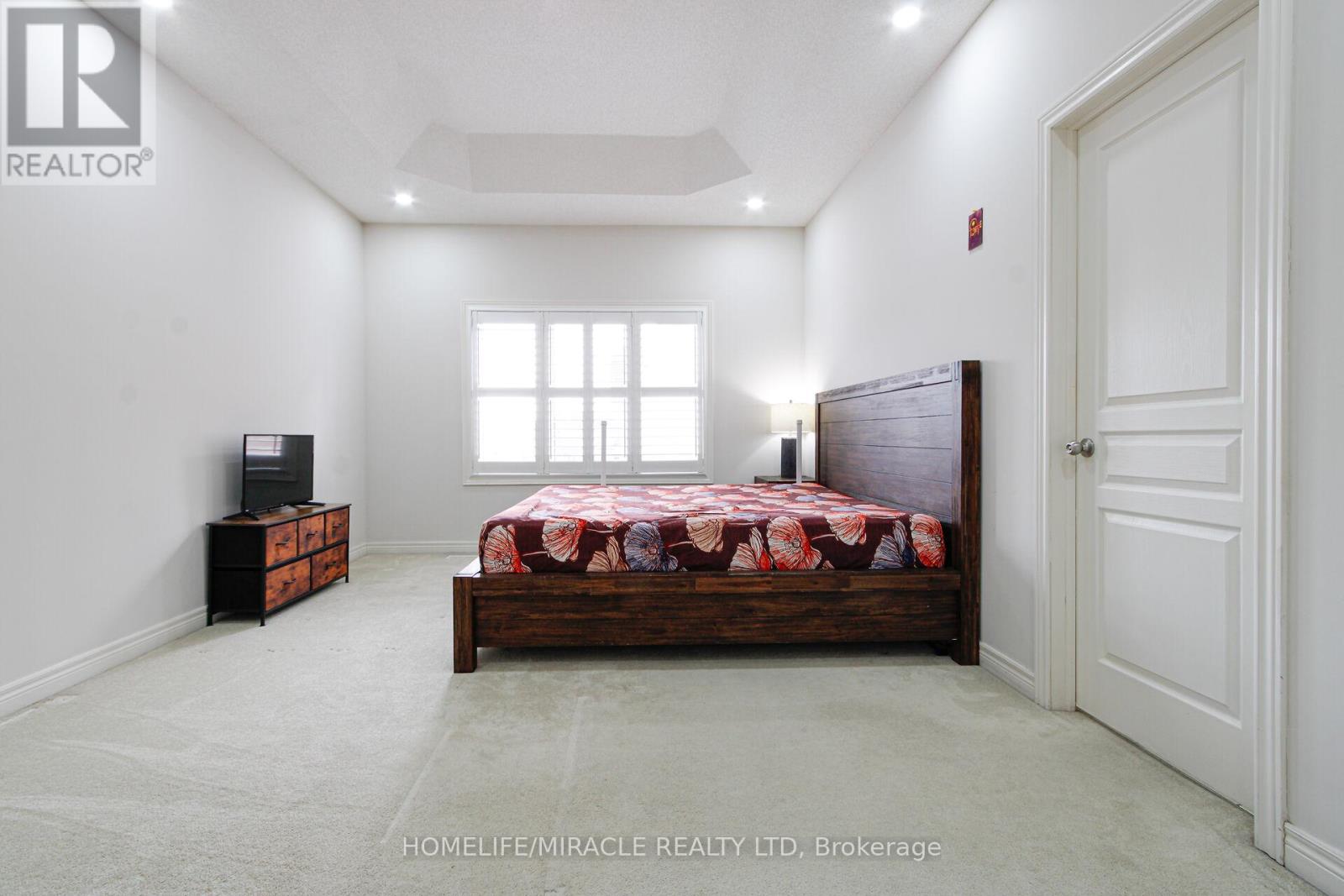 19 Exhibition Crescent, Brampton, Ontario  L7A 4B9 - Photo 16 - W12650596