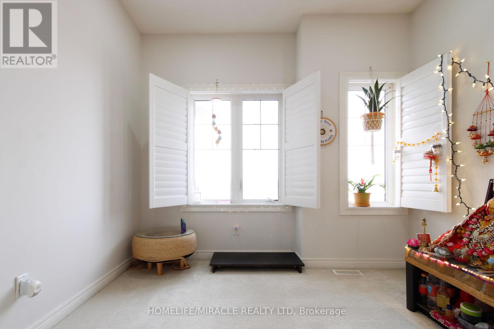 19 Exhibition Crescent, Brampton, Ontario  L7A 4B9 - Photo 22 - W12650596