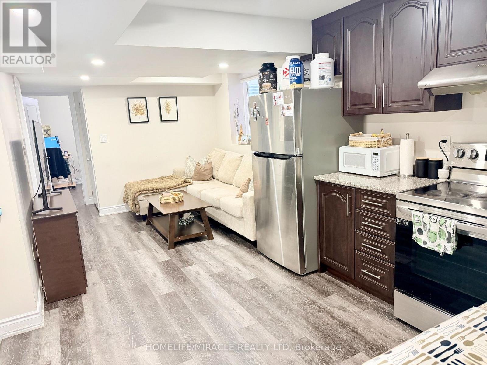 19 Exhibition Crescent, Brampton, Ontario  L7A 4B9 - Photo 29 - W12650596