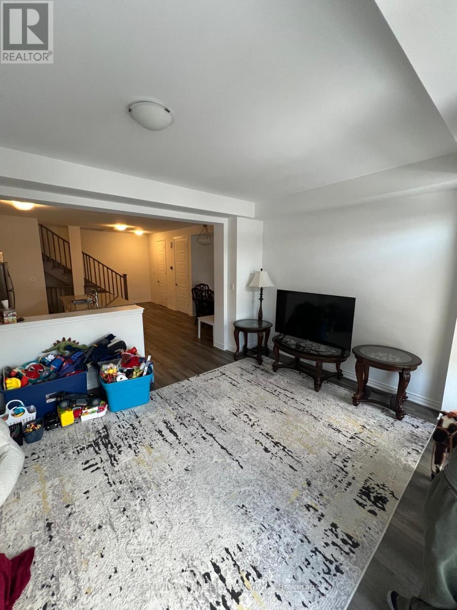 39 Keppel Circle, Brampton, Ontario  L7A 5K6 - Photo 15 - W12705100