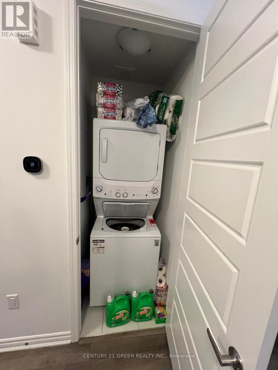 39 Keppel Circle, Brampton, Ontario  L7A 5K6 - Photo 22 - W12705100