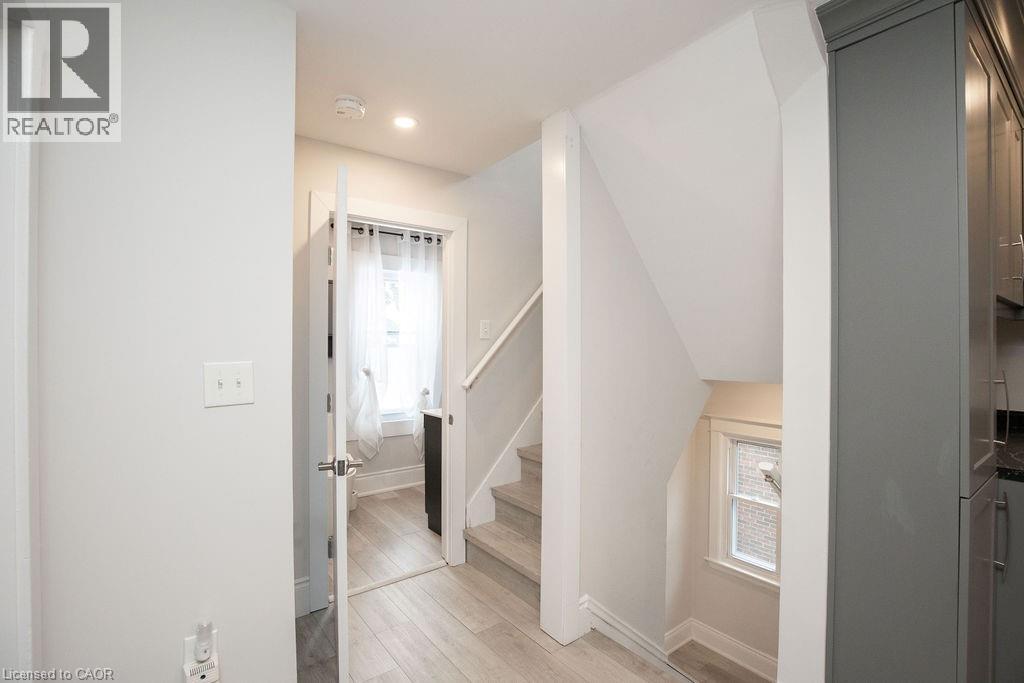 22 Prospect Street S Unit# 2, Hamilton, Ontario  L8M 2Z1 - Photo 29 - 40798958