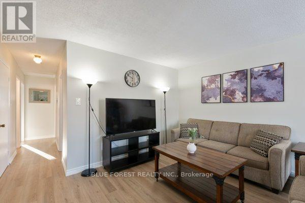 27 Ardsley Road, London North, Ontario  N6G 3J4 - Photo 9 - X12711448