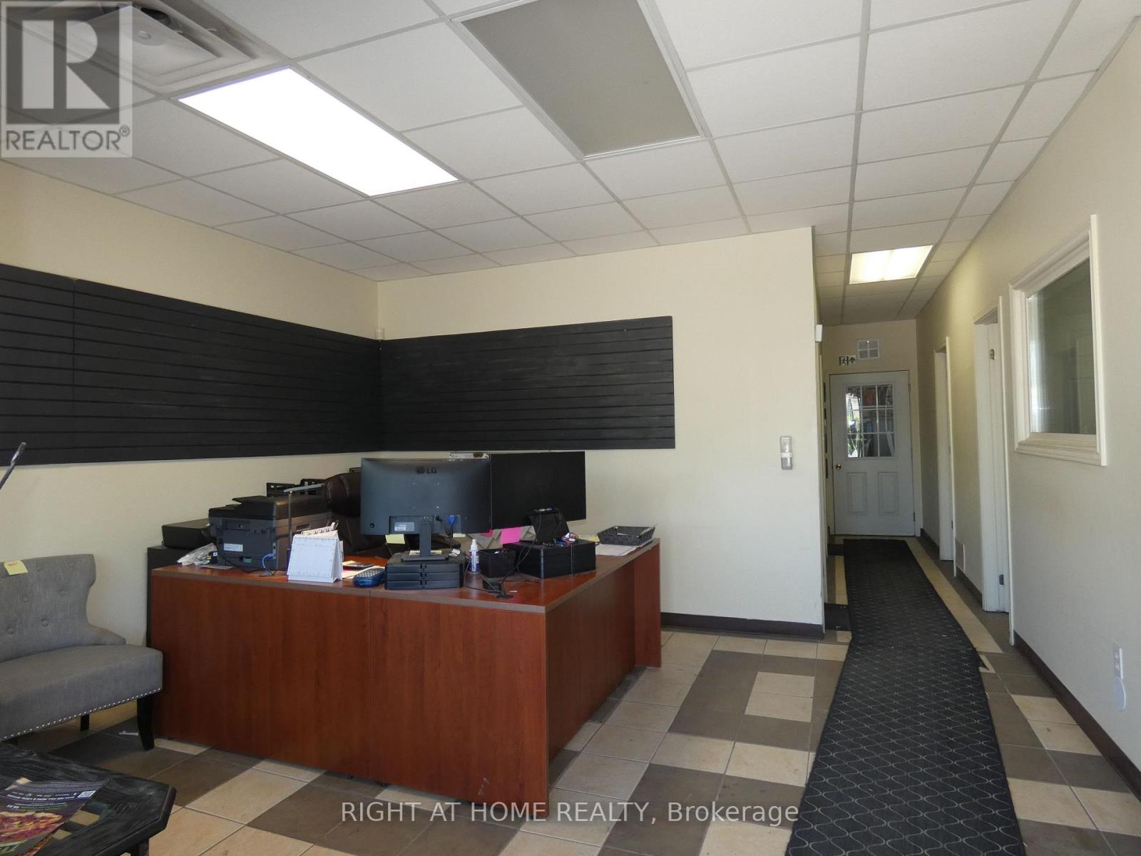 1319 Hammond Street, North Bay, Ontario  P1B 2J2 - Photo 8 - X12214090