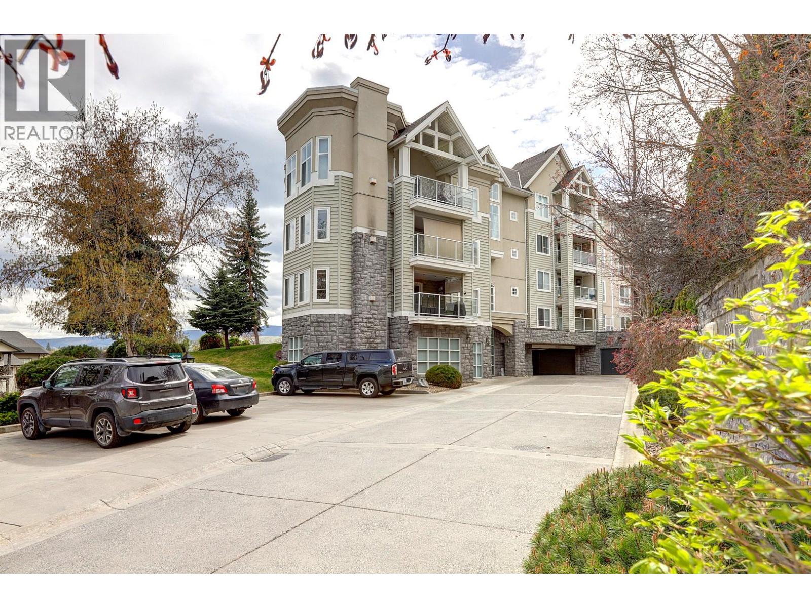 3220 Centennial Drive Unit# 111, vernon, British Columbia