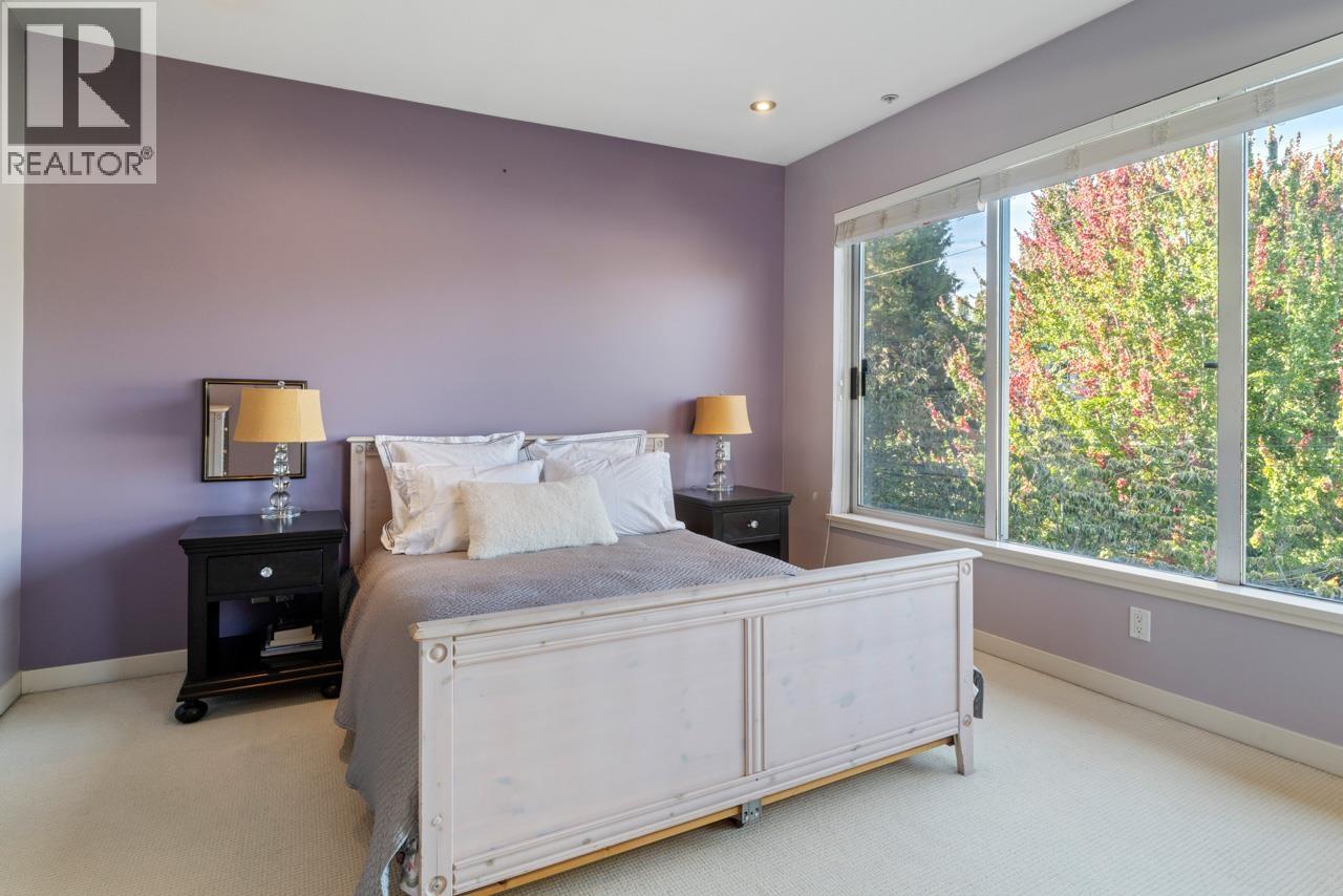 Listing Picture 25 of 31 : 2168 W 8TH AVENUE, Vancouver / 溫哥華 - 魯藝地產 Yvonne Lu Group - MLS Medallion Club Member