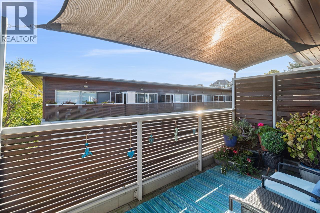 Listing Picture 27 of 31 : 2168 W 8TH AVENUE, Vancouver / 溫哥華 - 魯藝地產 Yvonne Lu Group - MLS Medallion Club Member