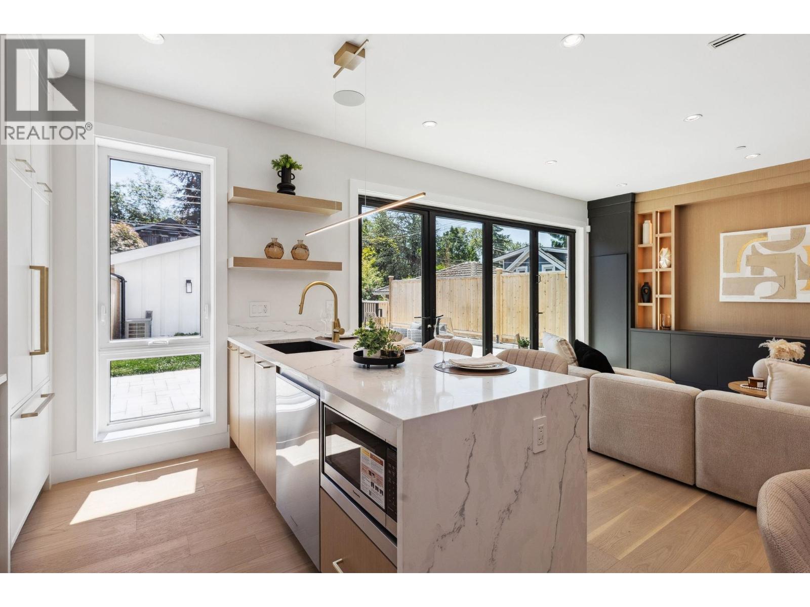 #2 2244 E 11th Avenue, Vancouver, British Columbia  V5N 1Z6 - Photo 21 - R3080966