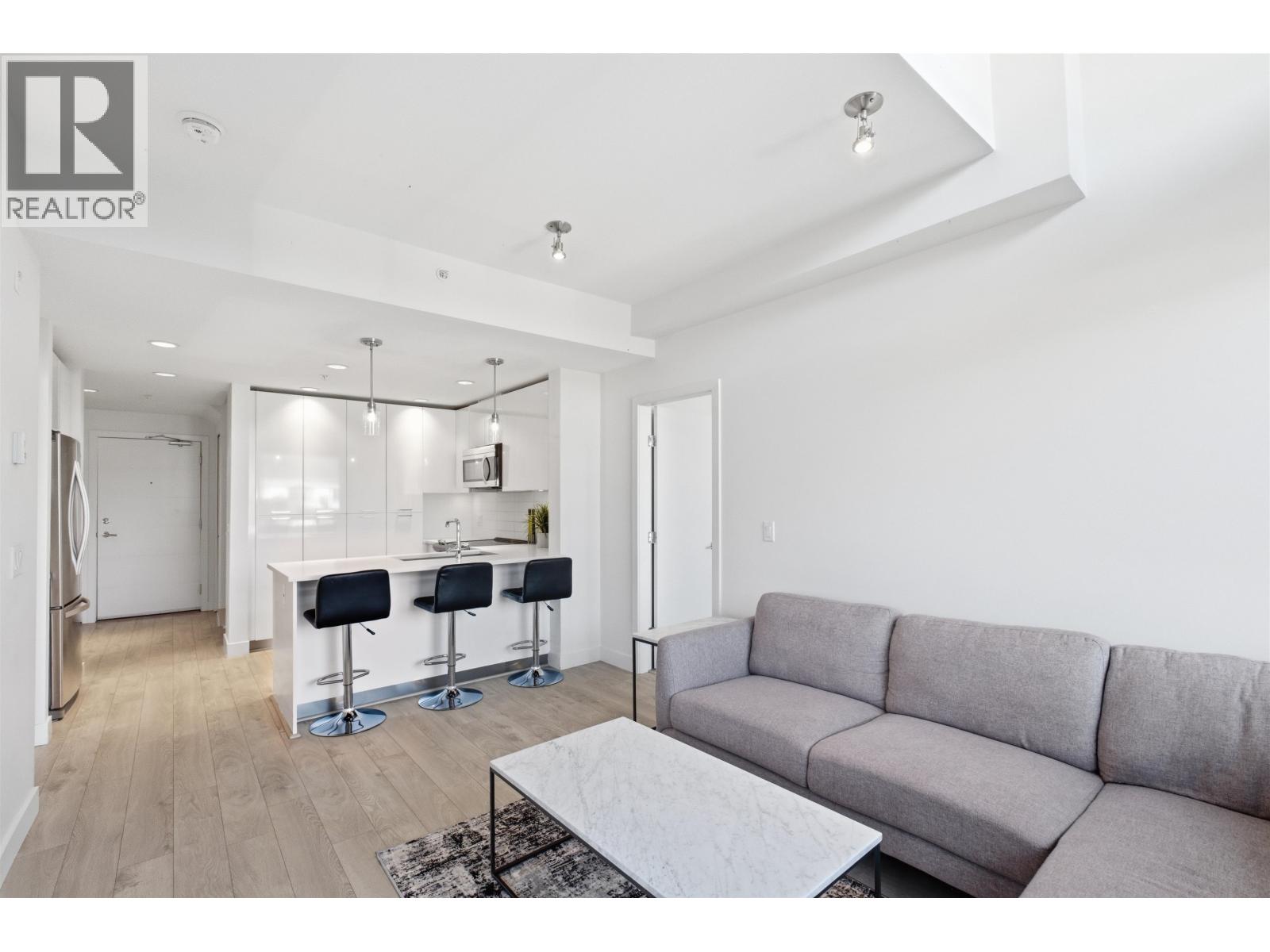 605 719 W 3rd Street, North Vancouver, British Columbia  V7M 0E7 - Photo 5 - R3080985