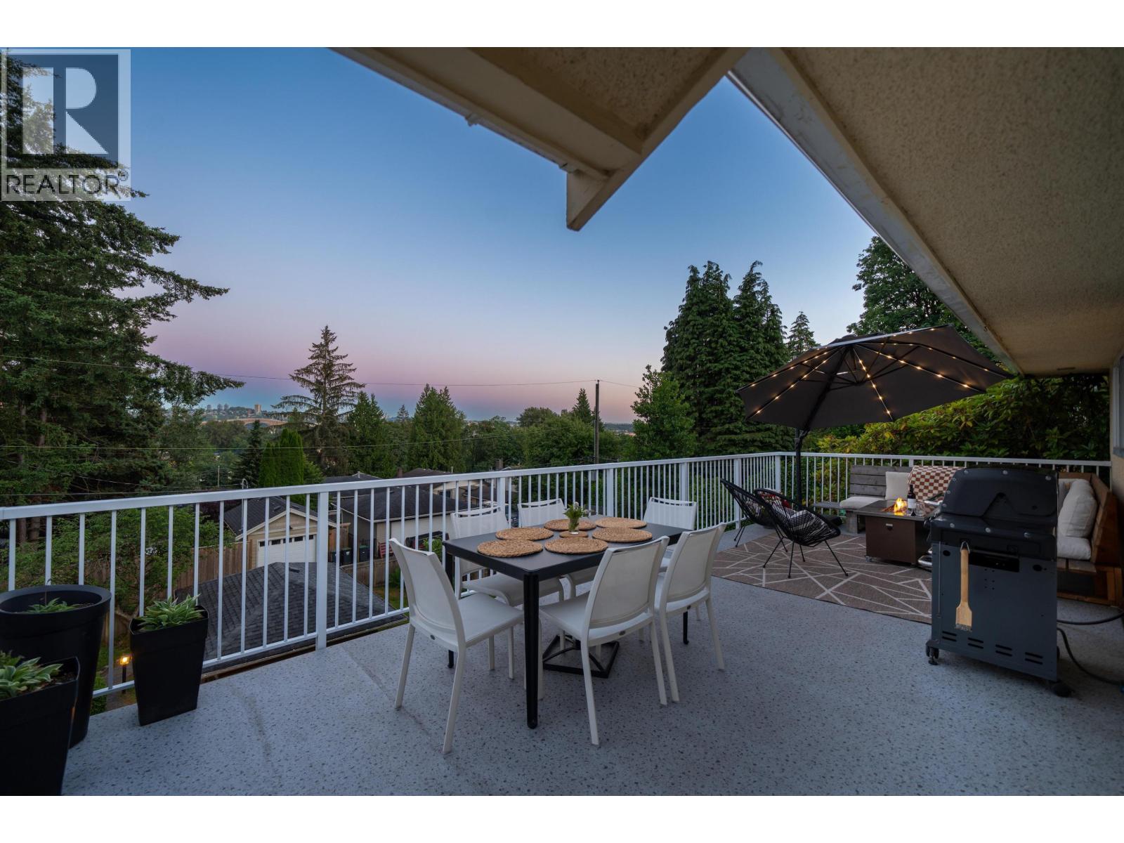 1231 Cloverley Street, North Vancouver, British Columbia  V7L 1N7 - Photo 30 - R3080937